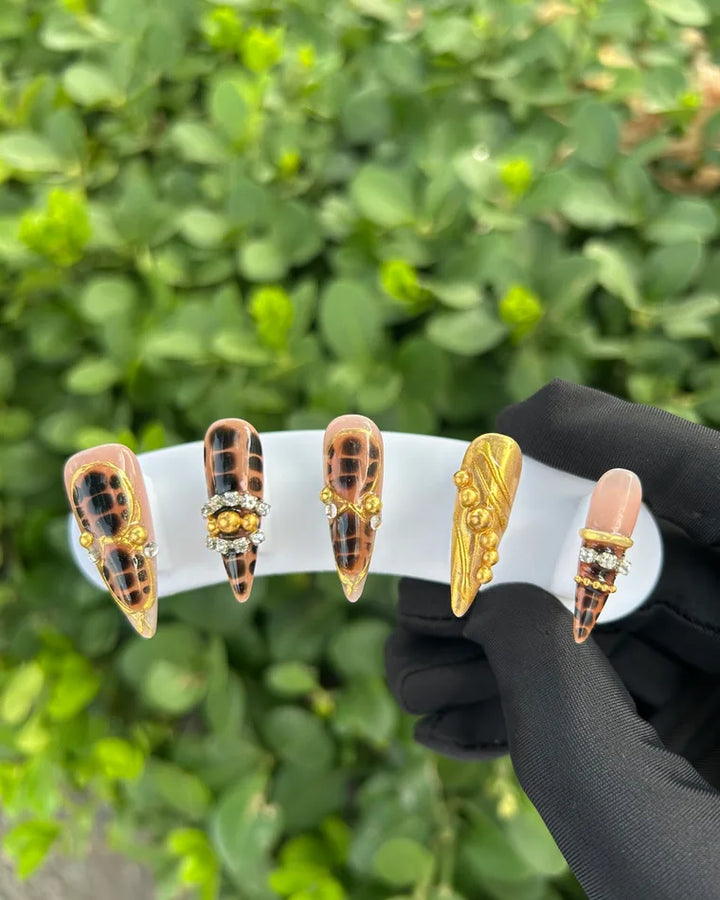 49 Vintage Gold Croc