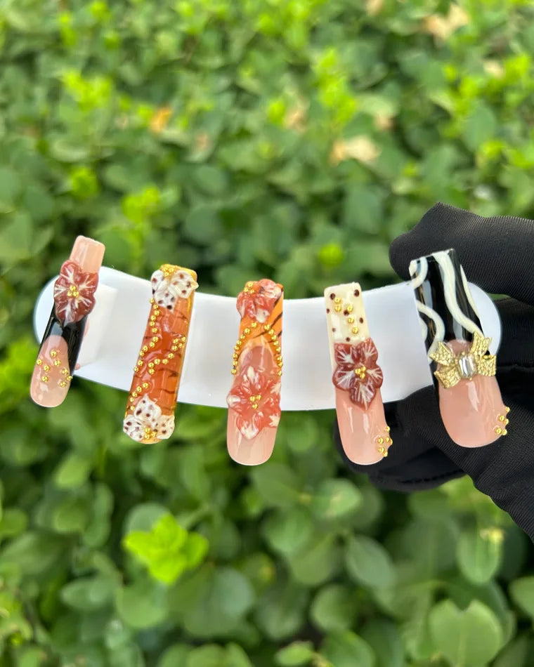 86 Caramel Vintage 3D Flower Gold Bead Press‑on Nails