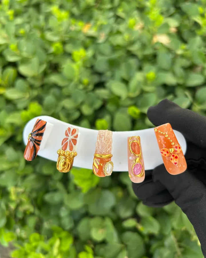 91 Warm Orange Vintage Metal Flower Gem Pearl Press‑on Nails