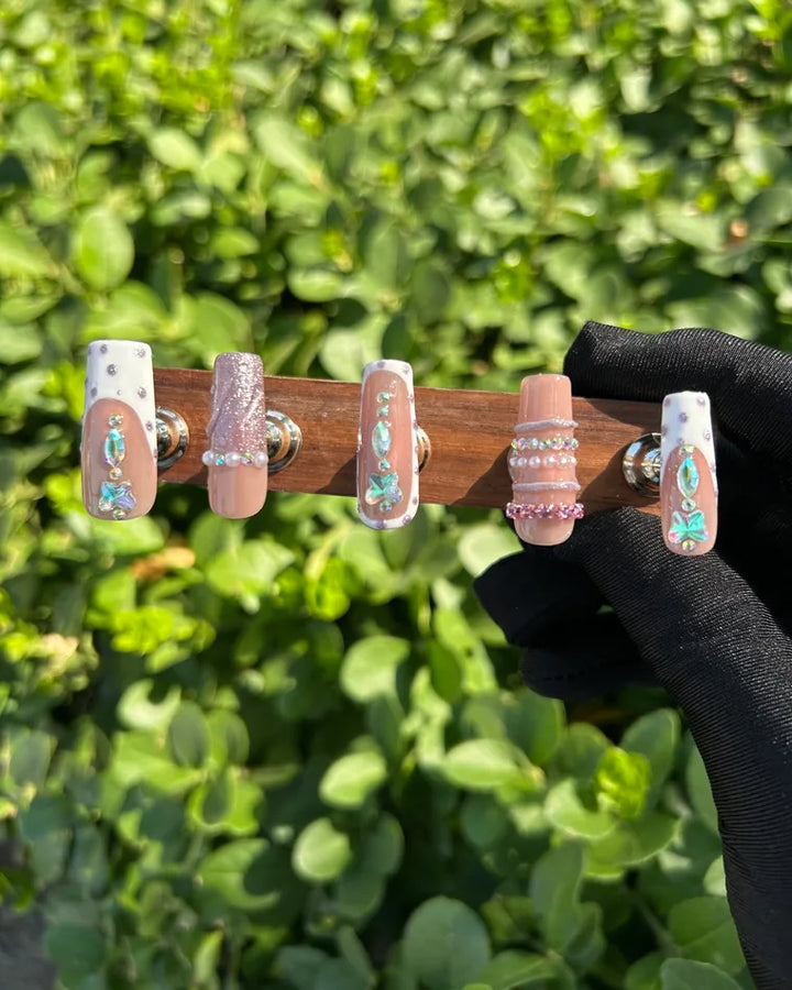 6 Nude‑White Butterfly Rhinestone Nail Tips